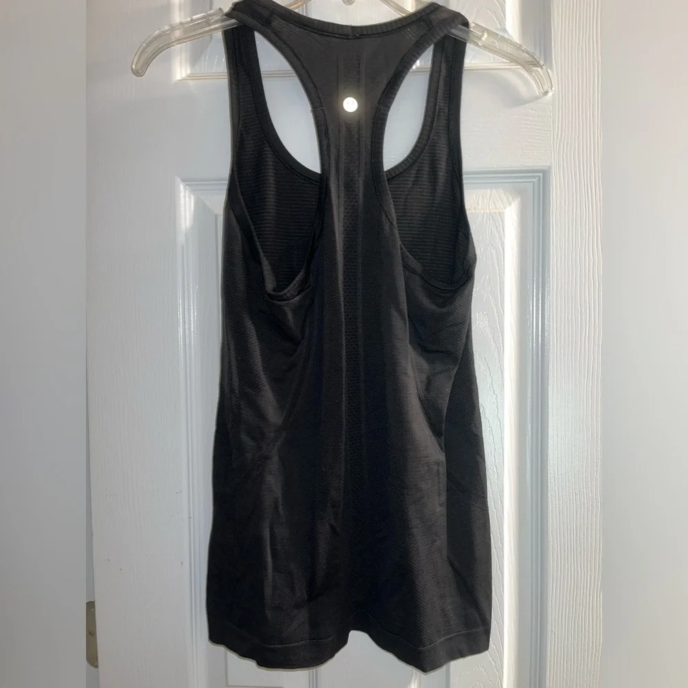 Lululemon Swiftly Tech Racerback tank - Picture 2 of 2